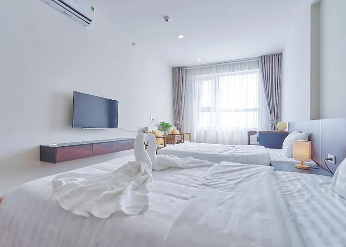 Bunhomestay Spacious 4 Bedroom City&sea View 1 Min Walk To Sea *