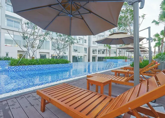 Bunhomestay Spacious 4 Bedroom City&sea View 1 Min Walk To Sea *