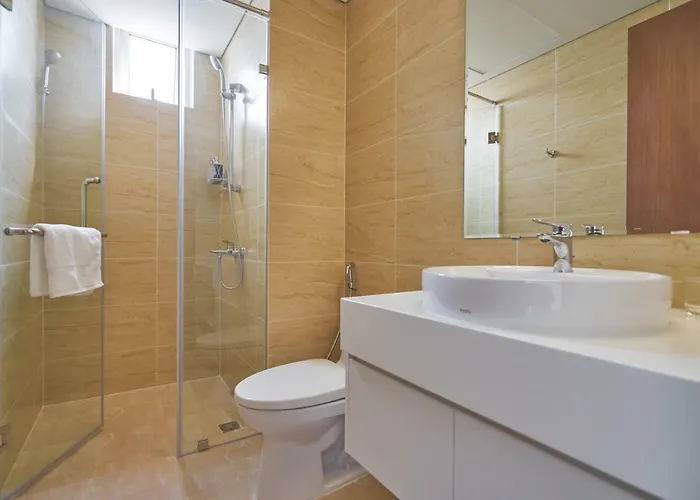 Bunhomestay Spacious 4 Bedroom City&sea View 1 Min Walk To Sea Căn hộ Hạ Long